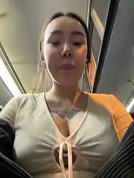 Asian Asami online show from November 8, 2:33 pm