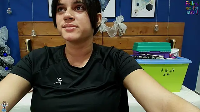 dahiana spark online show from December 21, 8:13 pm