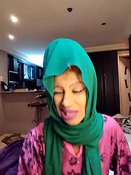 KamaLila online show from October 5, 4:12 pm