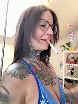 BrownieyQueen online show from May 26, 6:18 pm
