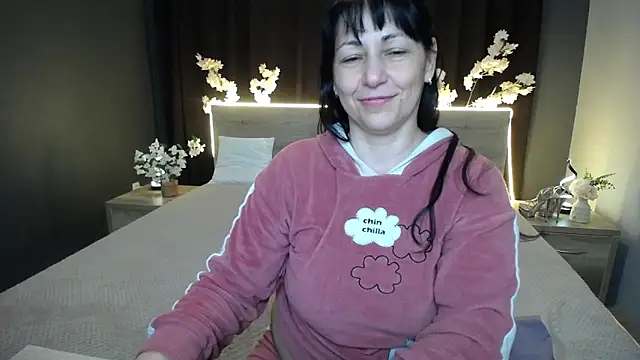 LiluGrants online show from May 5, 11:19 pm