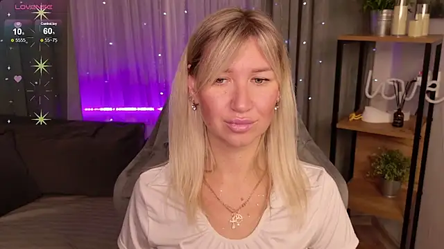 MilaBott online show from October 15, 9:17 pm