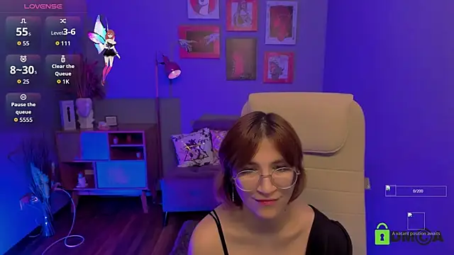 Moon13152 online show from November 7, 9:31 pm