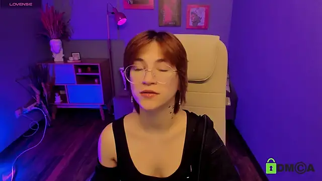 Moon13152 online show from November 18, 8:54 pm