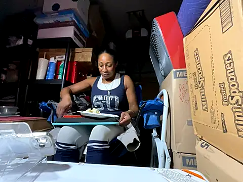 wynterheat online show from November 4, 12:21 pm