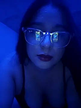 Leslydeleon23 online show from October 30, 12:46 am