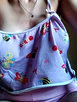 Nandasant09 online show from October 19, 7:49 pm