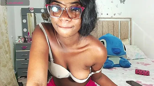 FallonsSweet online show from April 6, 4:30 pm