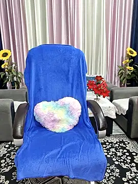 Cute-Raashii online show from May 5, 11:30 pm