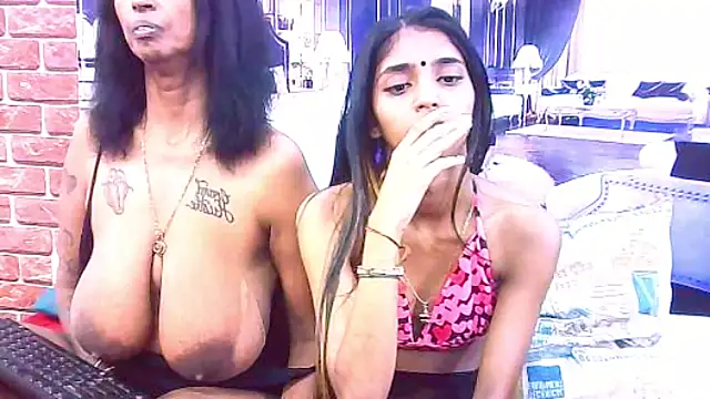 IndianSexySlender online show from November 16, 6:15 am