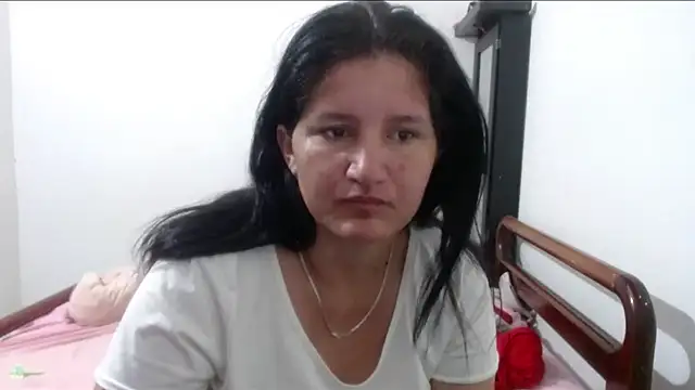 Snapshot of Angelinna_Milf chatting on September 21, 5:44 pm Angelinna Milf online show from September 21, 5:44 pm