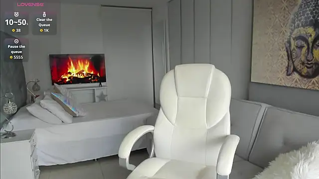 Missbeloved online show from December 18, 9:52 pm