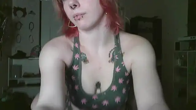 GoddessPinxx online show from May 18, 4:29 am
