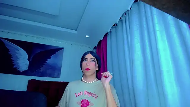 NahomiCamper online show from October 24, 11:12 pm