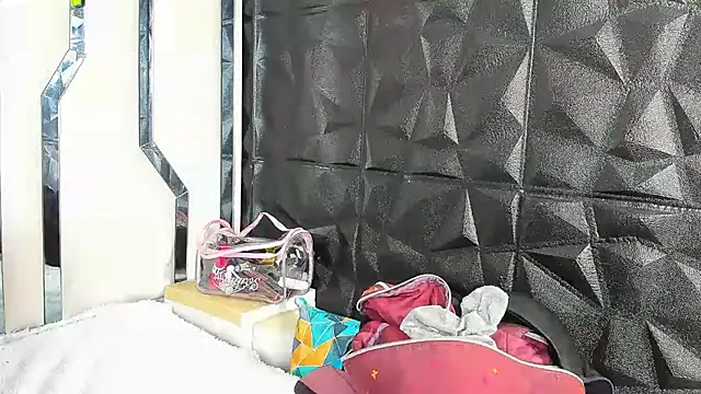 Catherine tabarezx online show from September 16, 1:30 pm