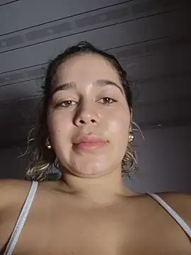 LaurenWelly  online show from May 24, 6:51 pm