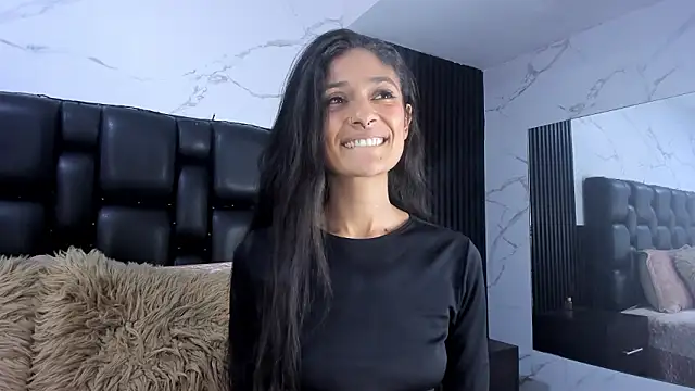 AuroraBon online show from March 29, 4:50 pm