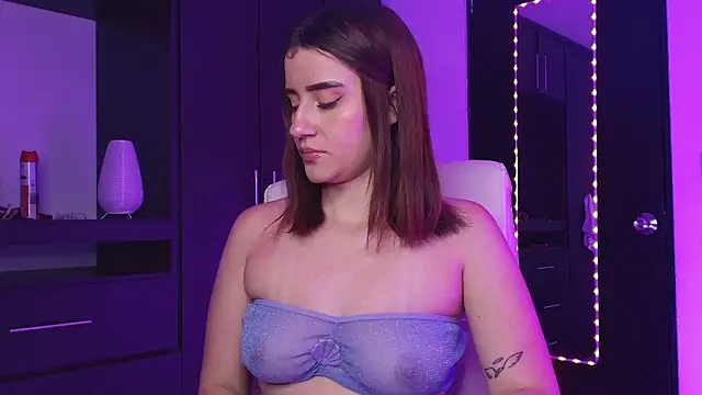 TinaJonnes  online show from March 3, 10:32 am