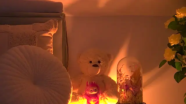 AngeliqueSkye online show from October 26, 4:08 am