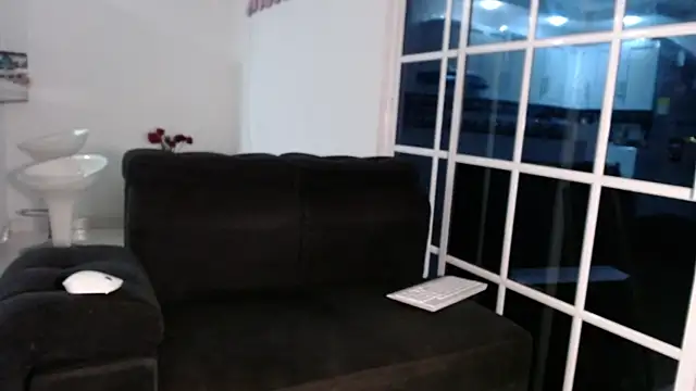 JacksonCooper1 online show from April 2, 2:53 am