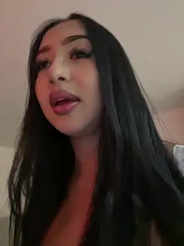 SOPHIACANDY19  online show from May 15, 11:07 pm