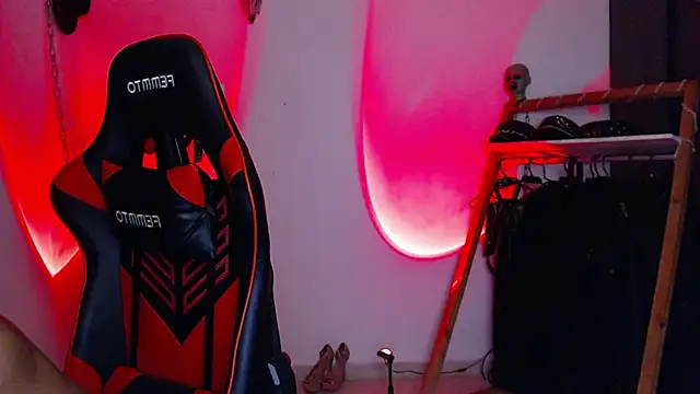 LilithSharon online show from October 11, 5:04 pm