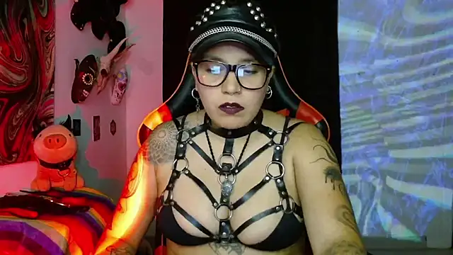 LilithSharon online show from March 13, 8:54 pm