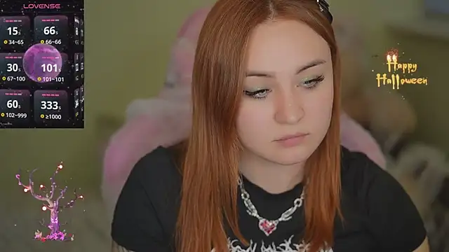 LovelyBell online show from October 28, 2:34 pm