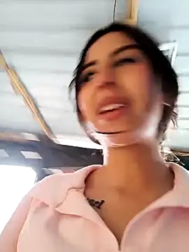 Kenia Moreno1 online show from December 17, 2:21 pm