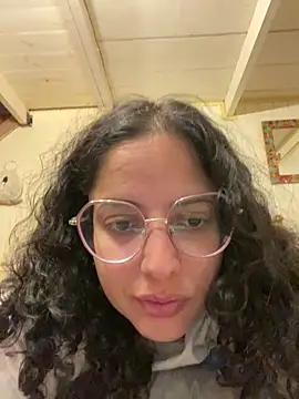 Snapshot of babyluna939 chatting on October 10, 5:45 am babyluna939 online show from October 10, 5:45 am