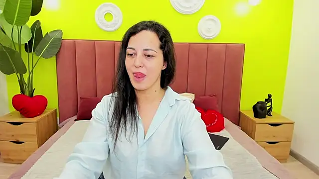 Linda Insatiable online show from May 17, 1:27 am