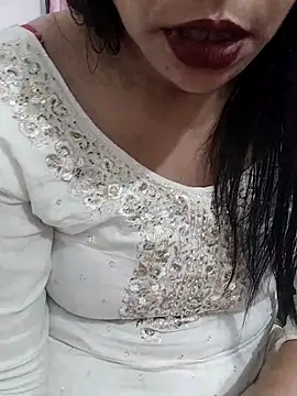 Urmila bhabhii online show from February 4, 3:31 am