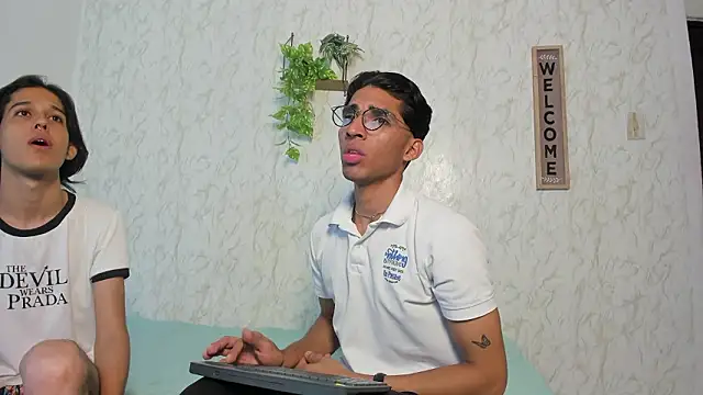 jony honey online show from March 9, 11:46 am