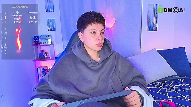 aron wi online show from October 31, 10:41 am