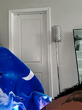 butterflybootyy online show from May 18, 12:11 pm