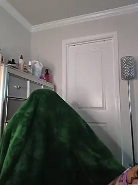 butterflybootyy online show from May 15, 11:13 am