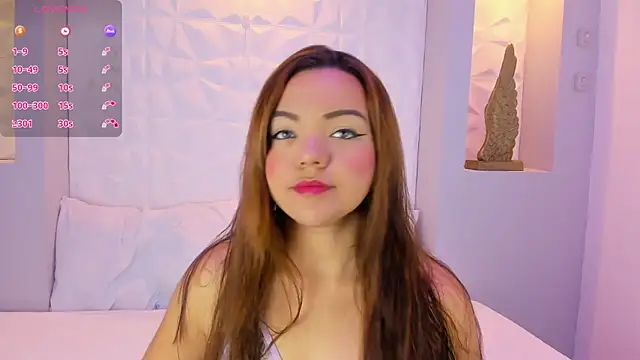 EmilyRouss  online show from November 15, 7:15 pm