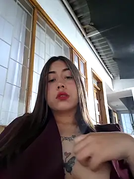 Maralains online show from May 22, 7:39 am