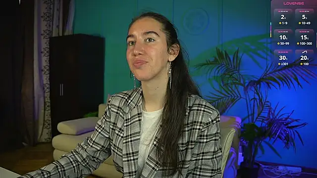 Belle Via online show from May 19, 5:09 pm