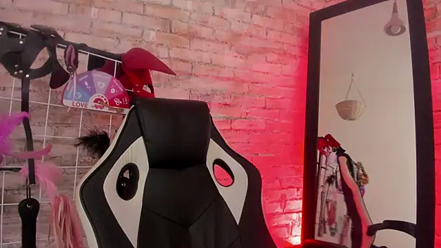 Cherry xoxx online show from December 4, 11:34 am