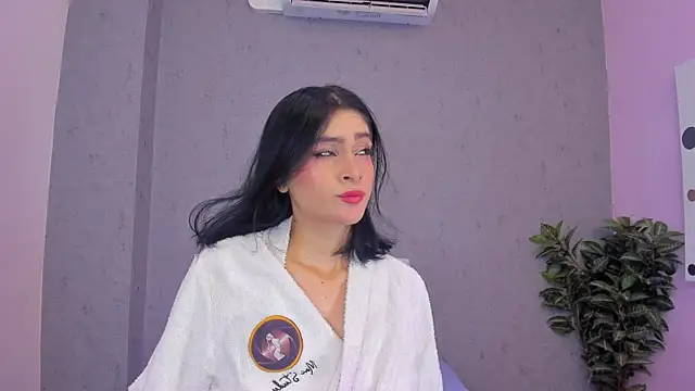 Tiffany mendez online show from May 11, 12:07 pm