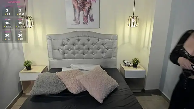 escarleth   online show from January 16, 1:40 pm