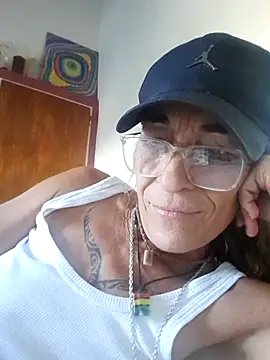 sabinytahot online show from April 12, 7:05 pm