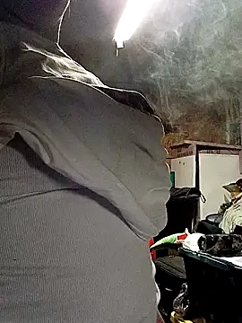 lilbishmiss online show from October 18, 9:49 pm