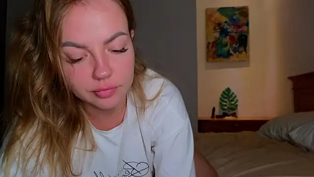 EmilyRobbie online show from May 31, 12:11 pm