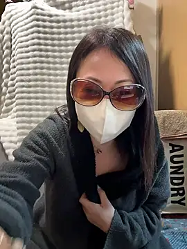 AsaminJapan online show from April 10, 8:09 am