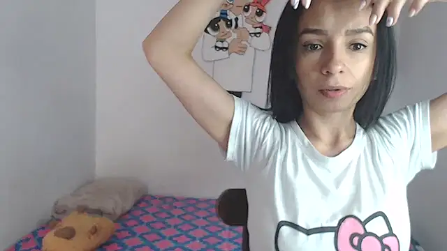 jhoanitahot online show from May 11, 2:19 pm