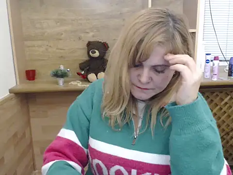 DaniellaKiss online show from December 21, 7:18 pm