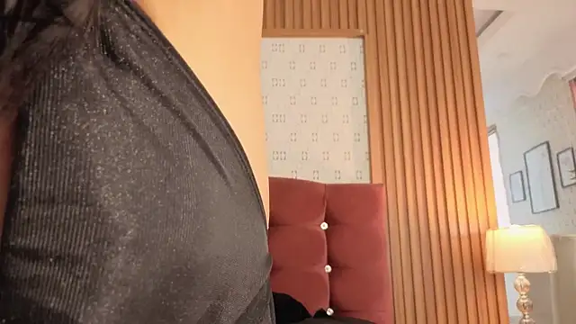 Princess Violett online show from May 6, 2:54 pm