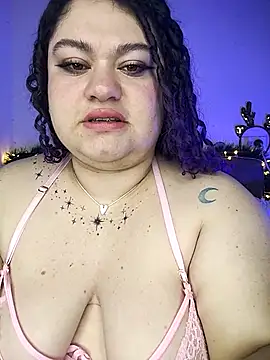 lunitaa0 online show from November 15, 9:05 pm